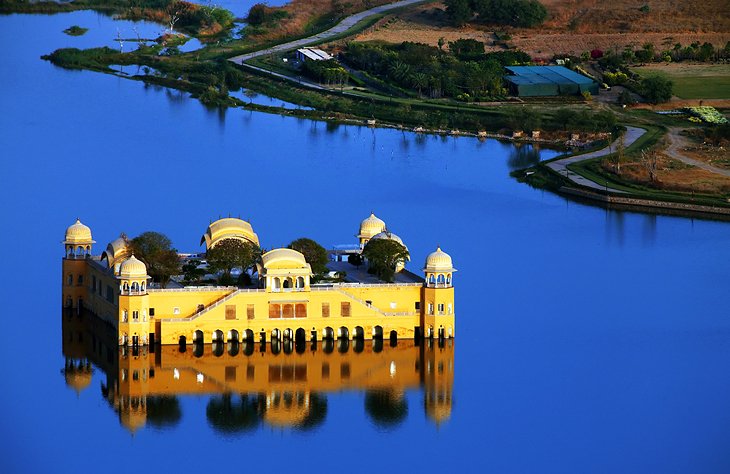 india-jaipur-top-attractions-jal-mahal